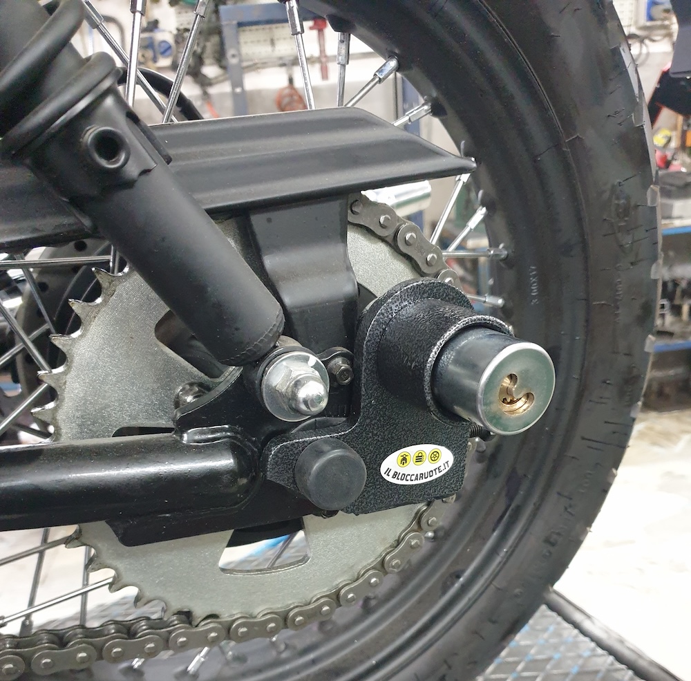 Blocca Ruote BRIXTON - immagine 2